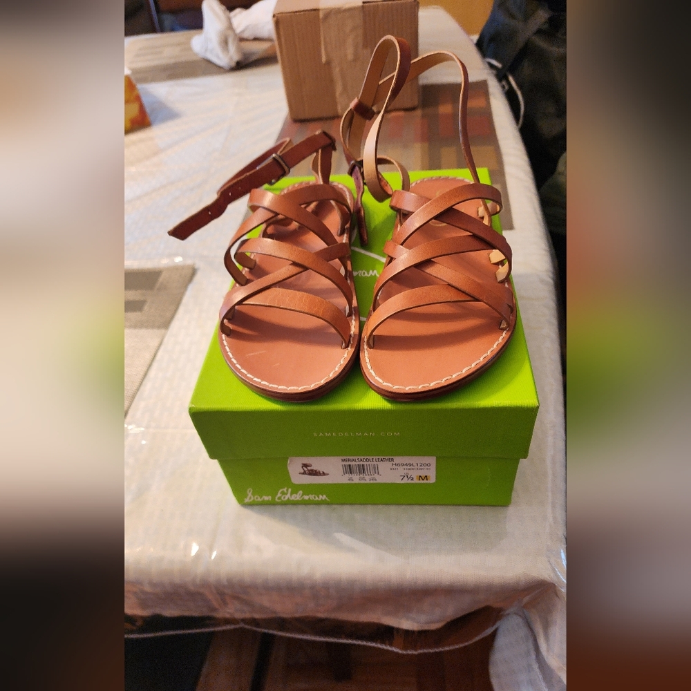 Sandal